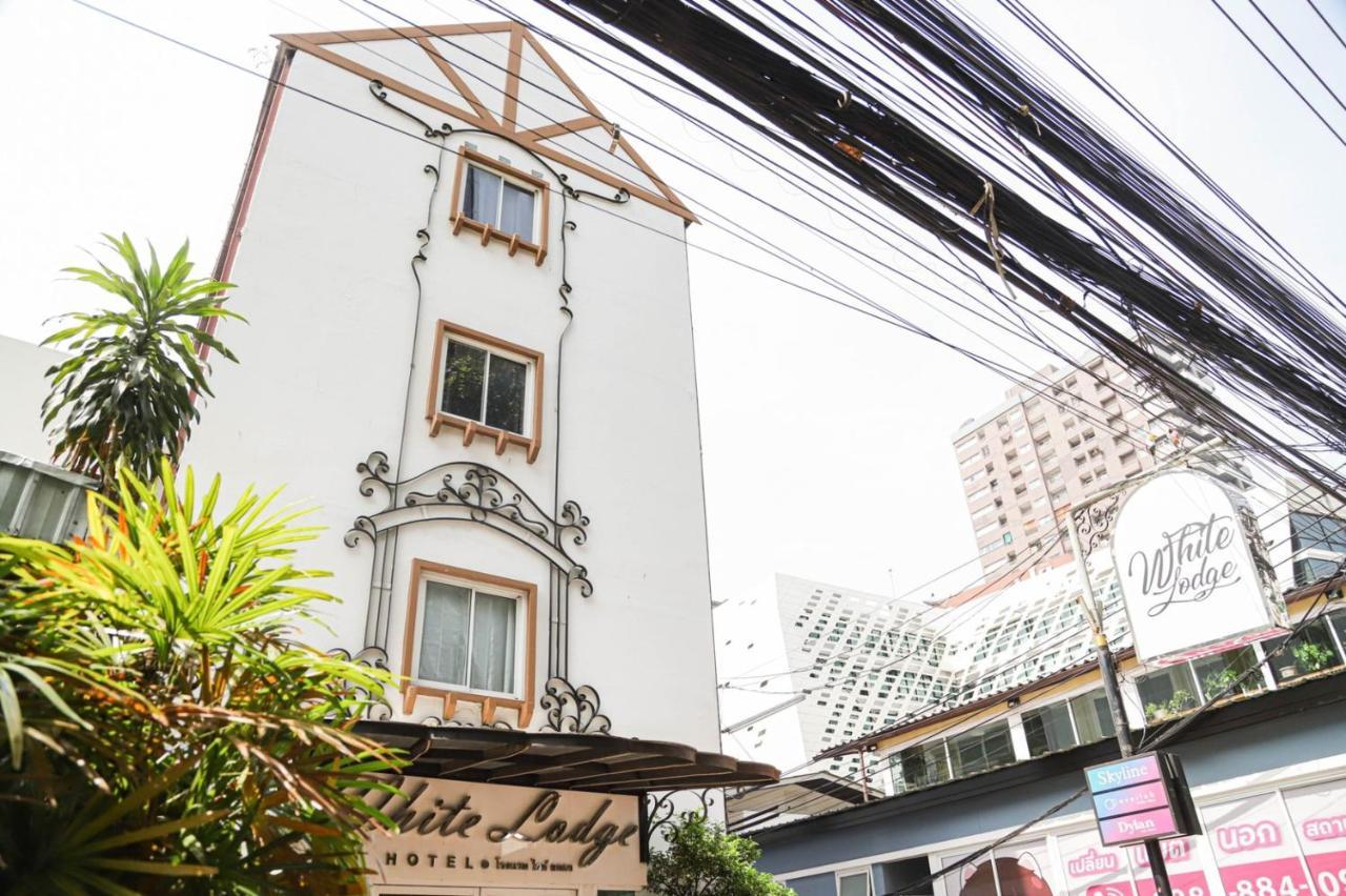 White Lodge Hotel Bangkok Extérieur photo